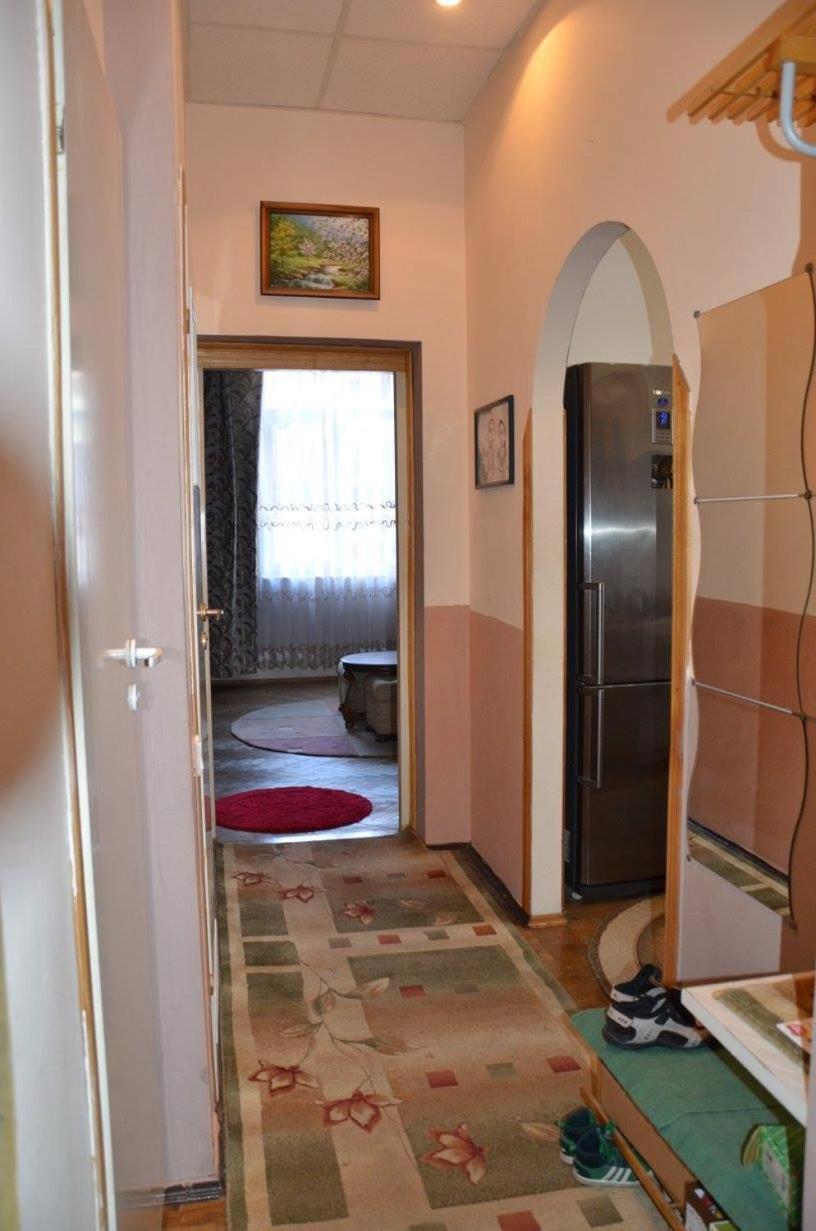 Mieszkanie Na Szpitalnej Lviv Bagian luar foto